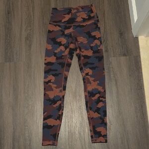 Lululemon Size 8 Camouflage Leggings